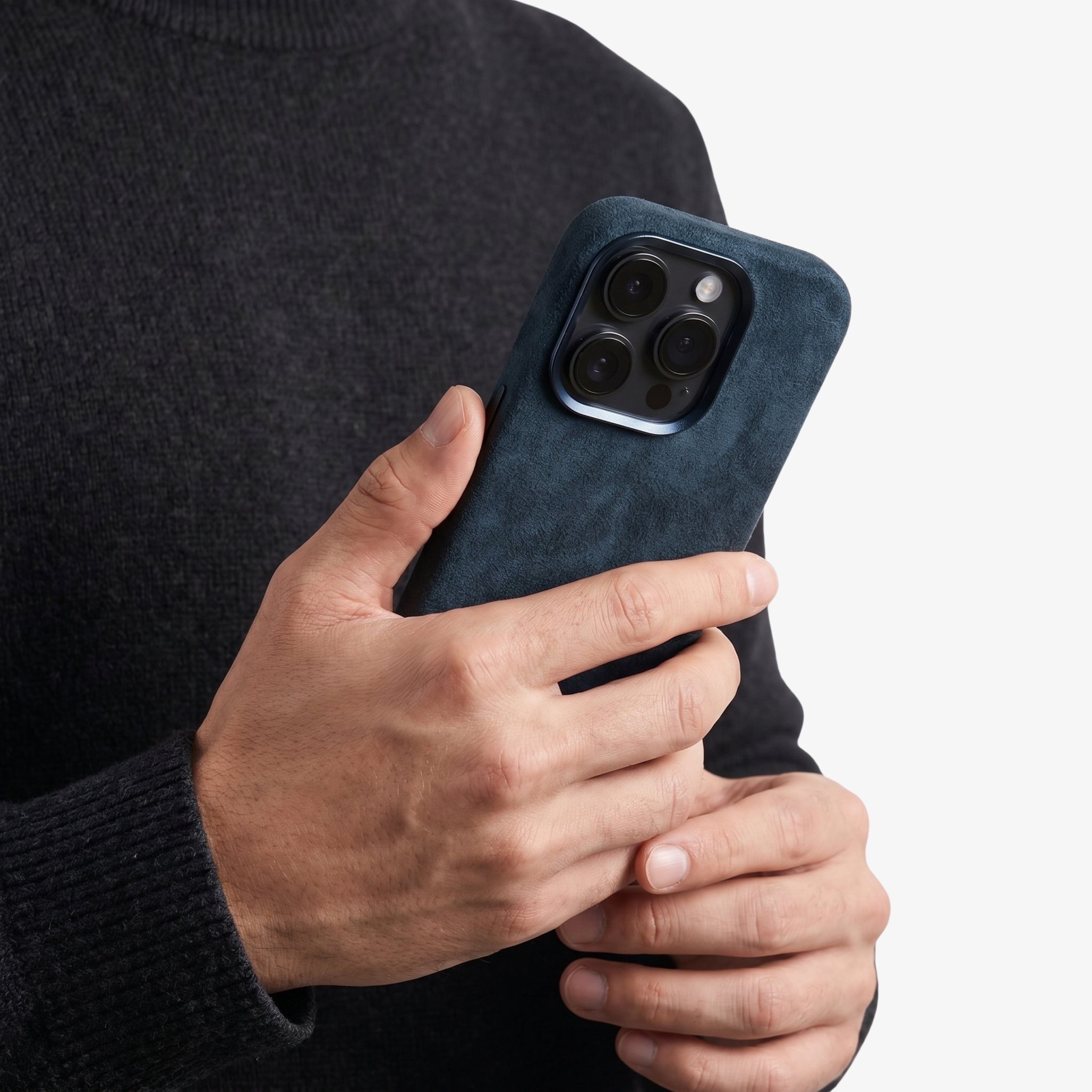 iPhone 16 Pro - Alcantara Case - Navy Blue