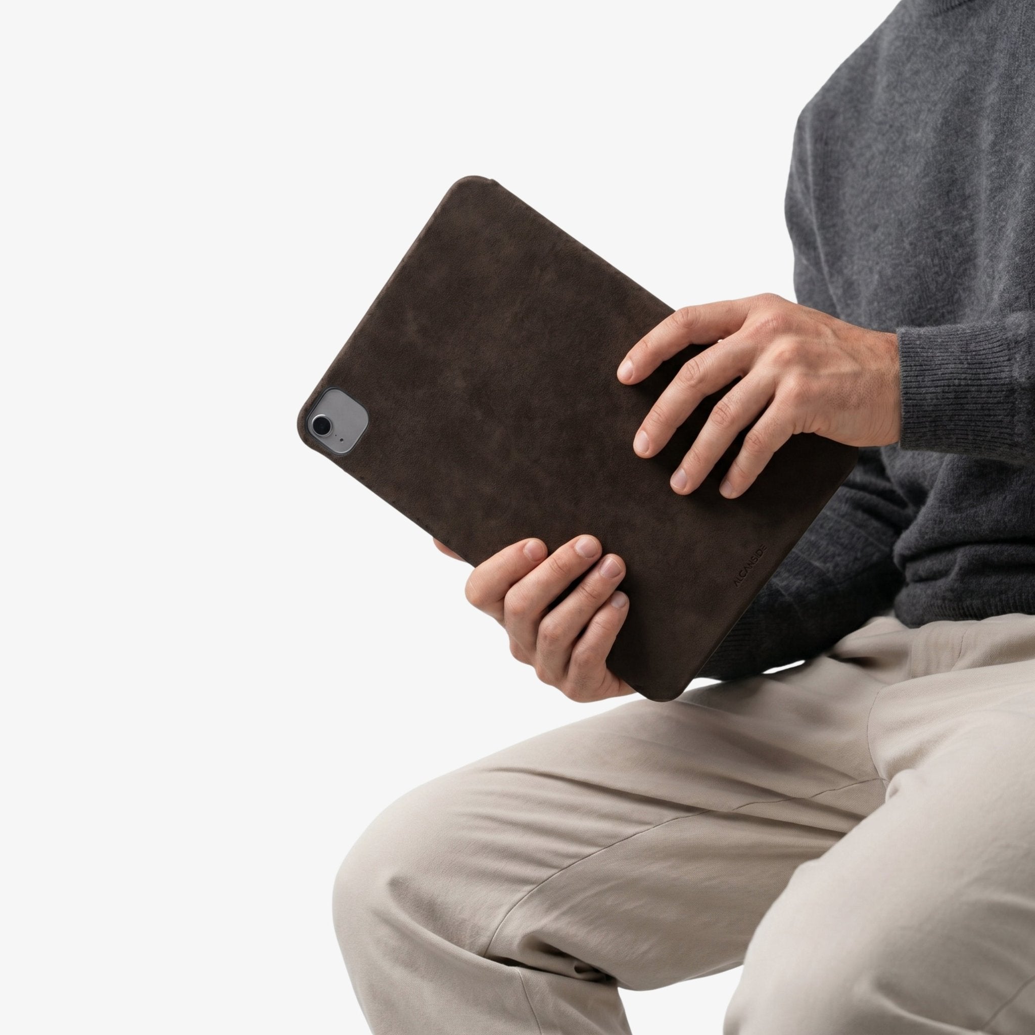 Alcantara iPad Cover - For iPad Air 11 inch (2024/2026) - Chocolate Brown - Alcanside