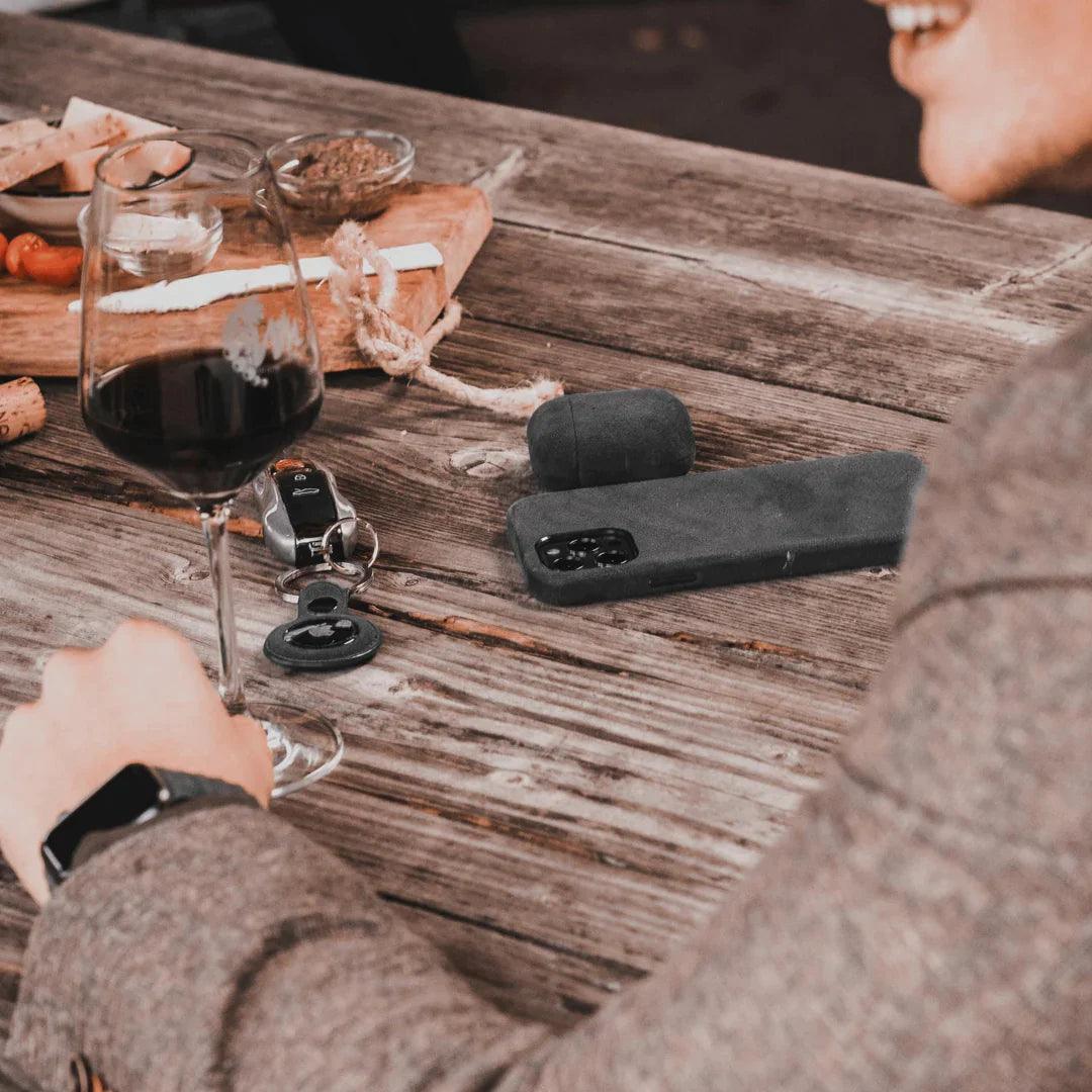 Alcantara AirTag Key Ring - Space Grey - Alcanside