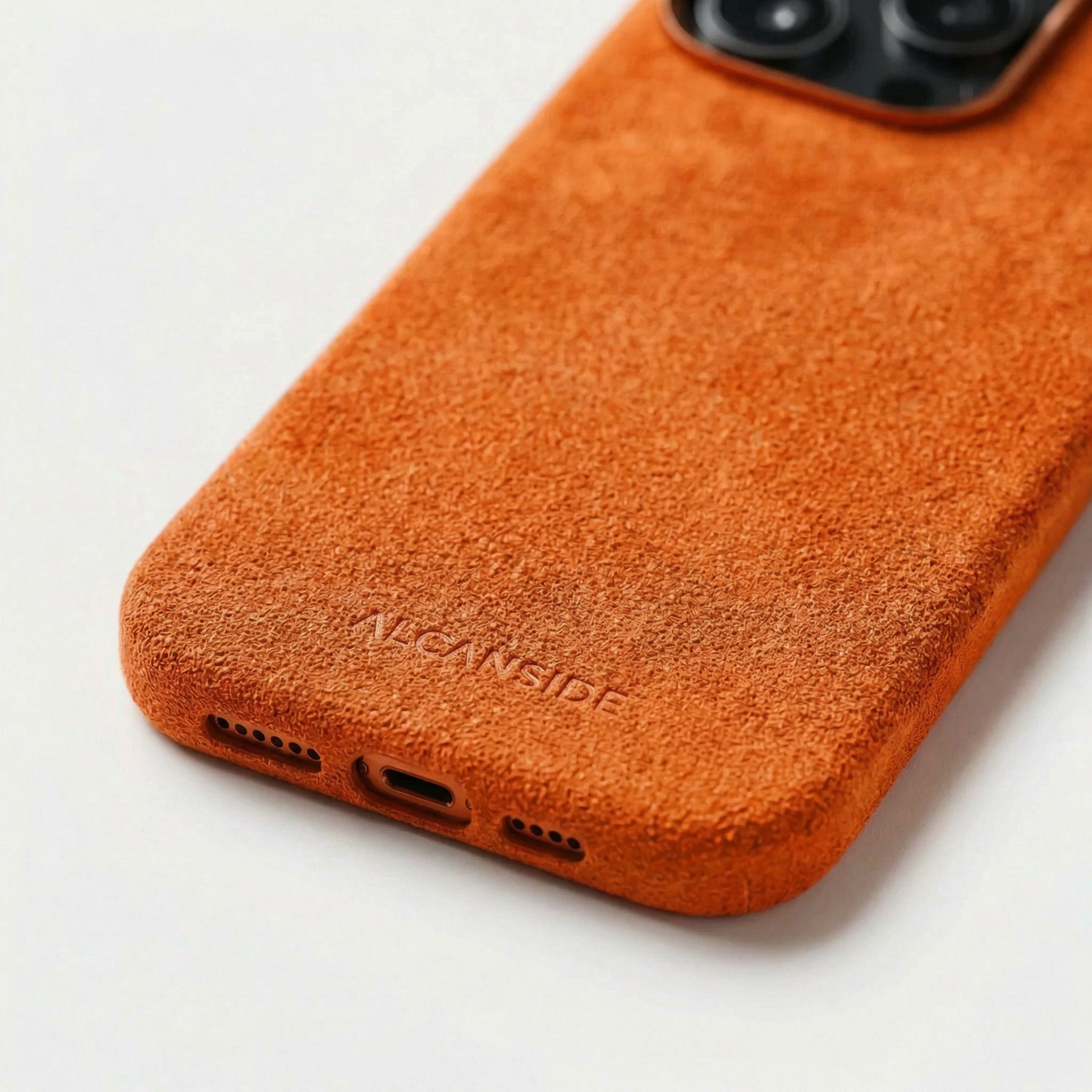 iPhone 16 Pro Max - Alcantara Case - Orange - Alcanside