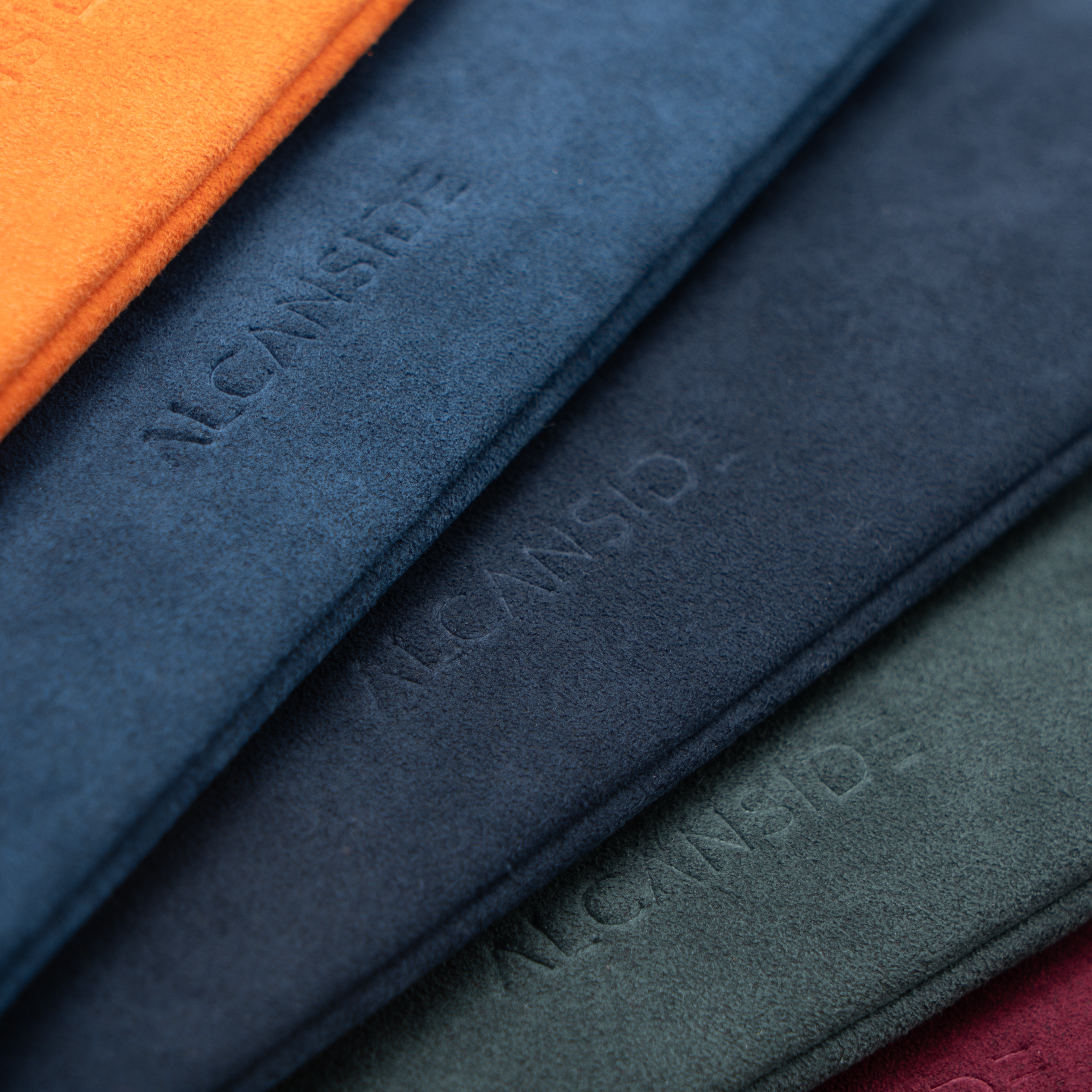 Alcantara Pouch - Chocolate brown