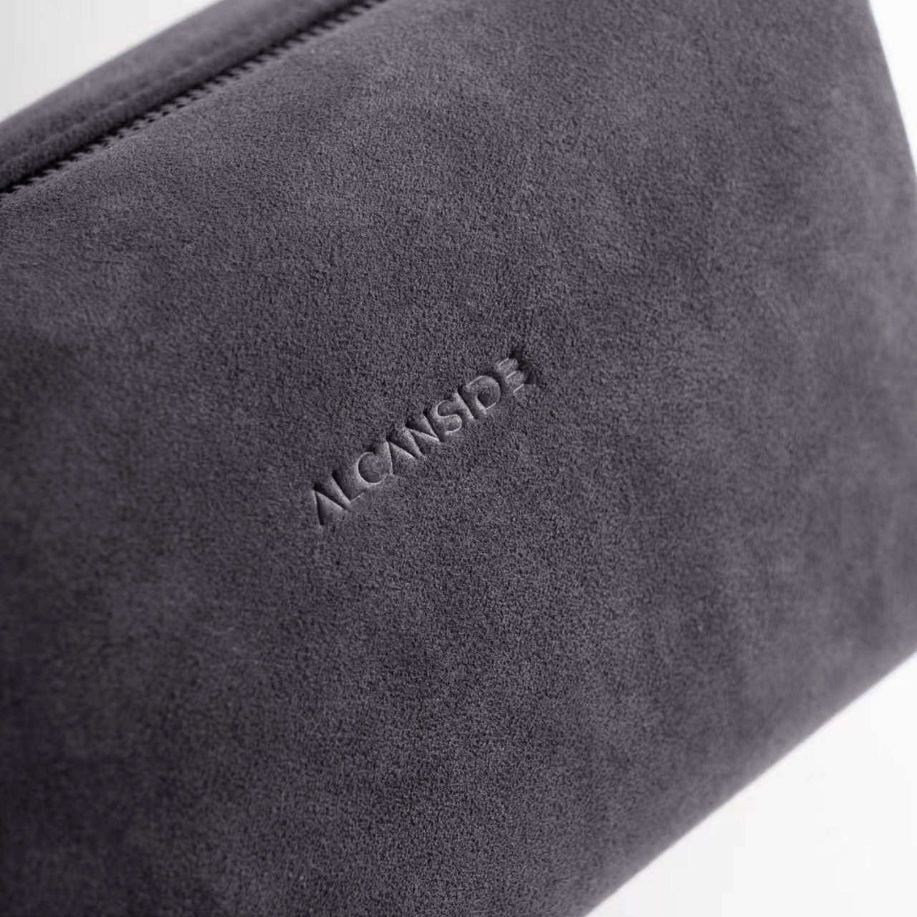 Alcantara Washbag - Space Grey